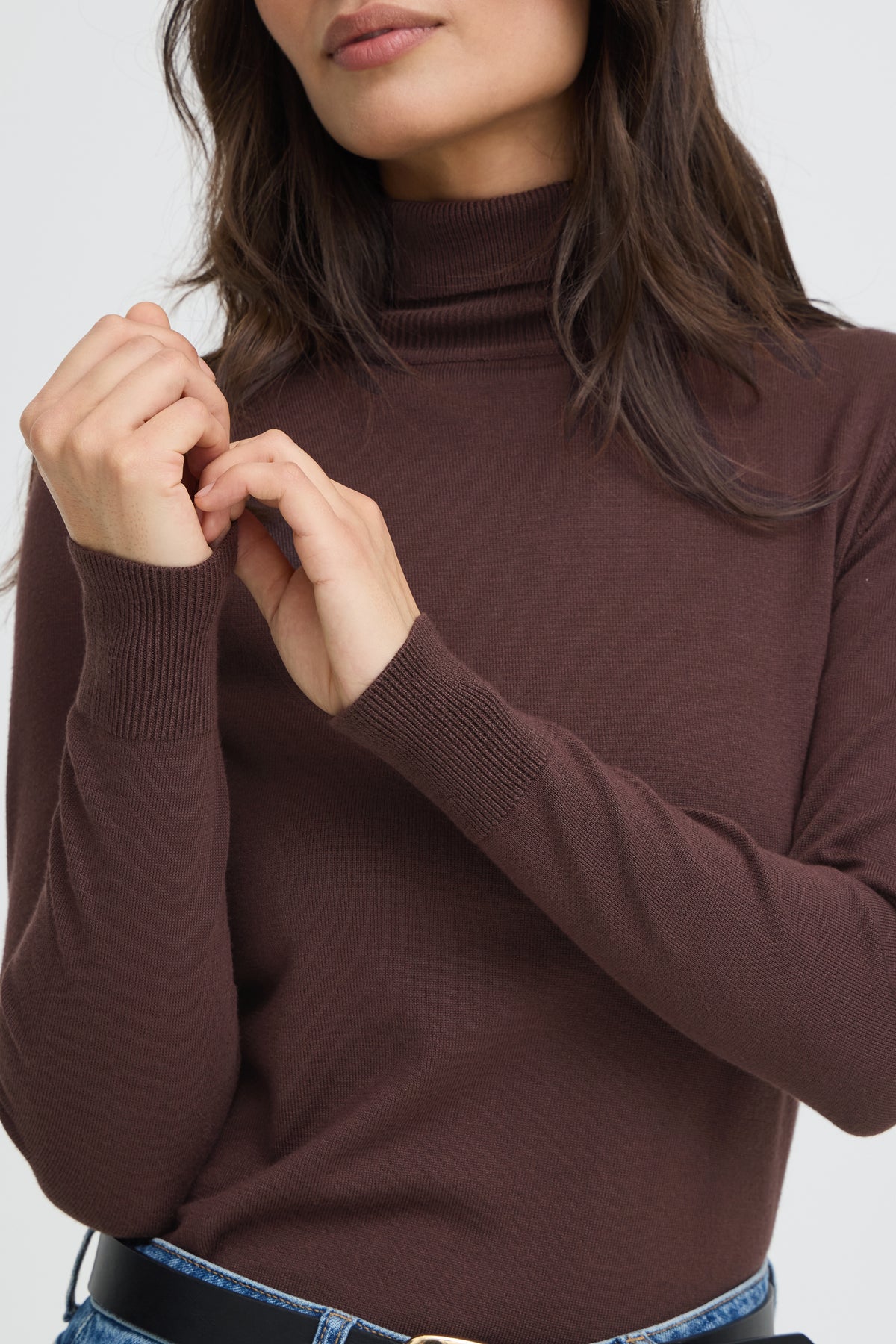 B Young Morla Rollneck