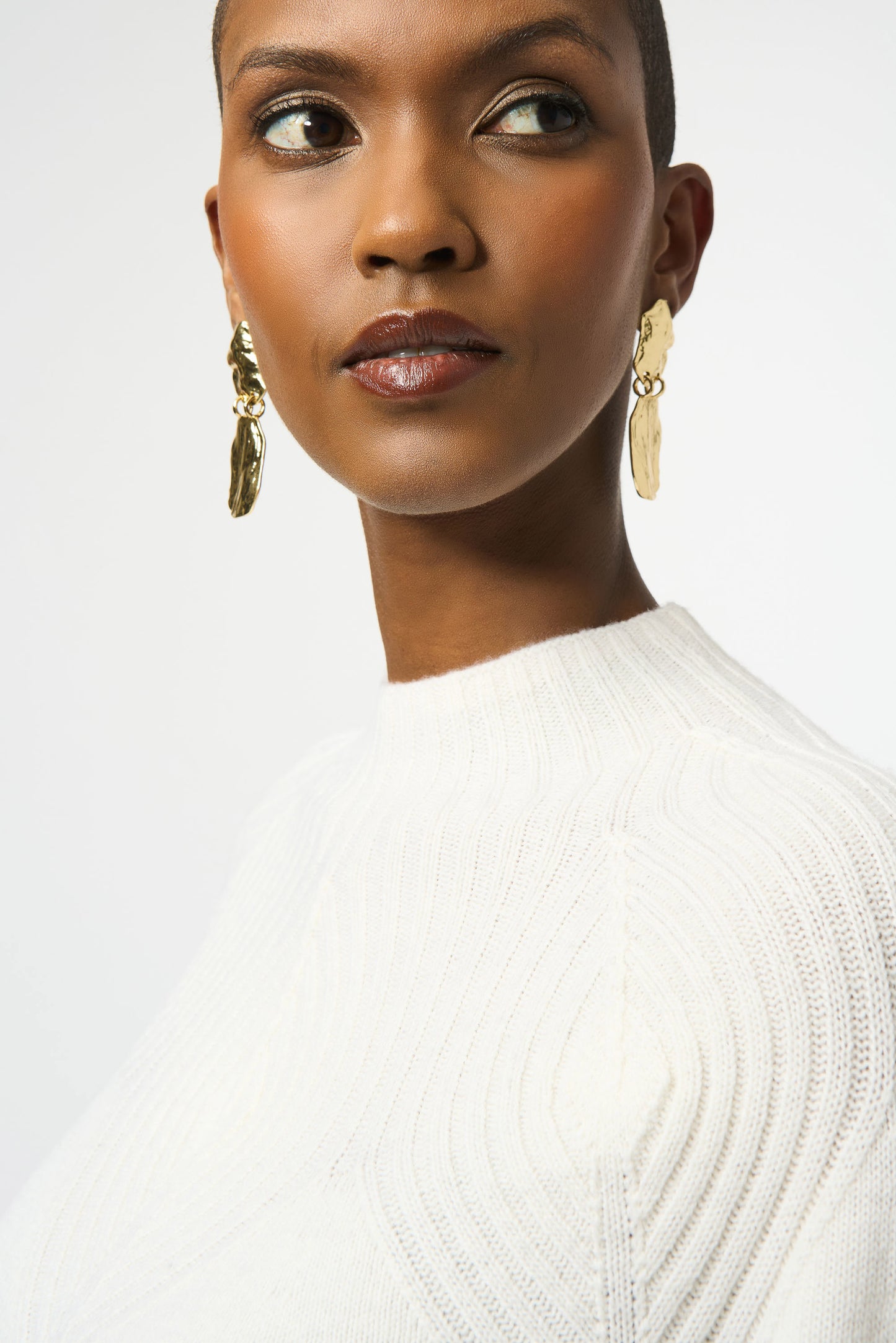 JOSEPH RIBKOFF WOOL BLEND SWEATER WITH PLACEMENT STITCH