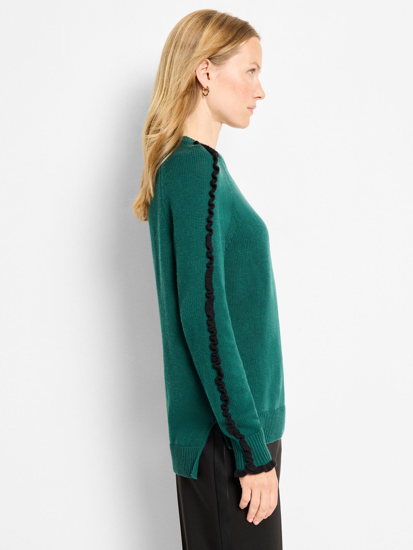 NIC+ZOE RUFFLED DOWN SWEATER