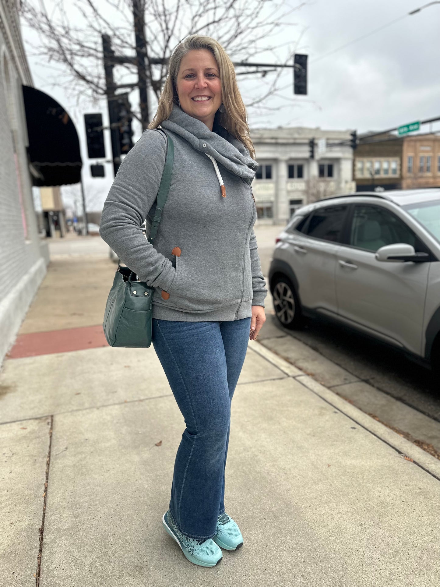 HESTIA SWEATSHIRT