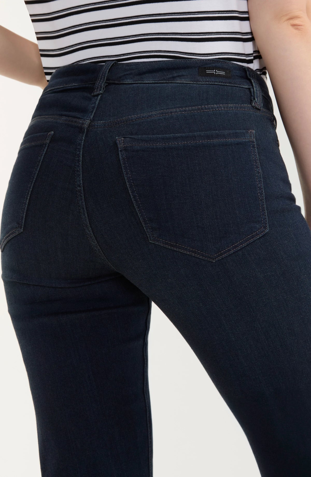 Liverpool Kennedy Straight 32" Inseam