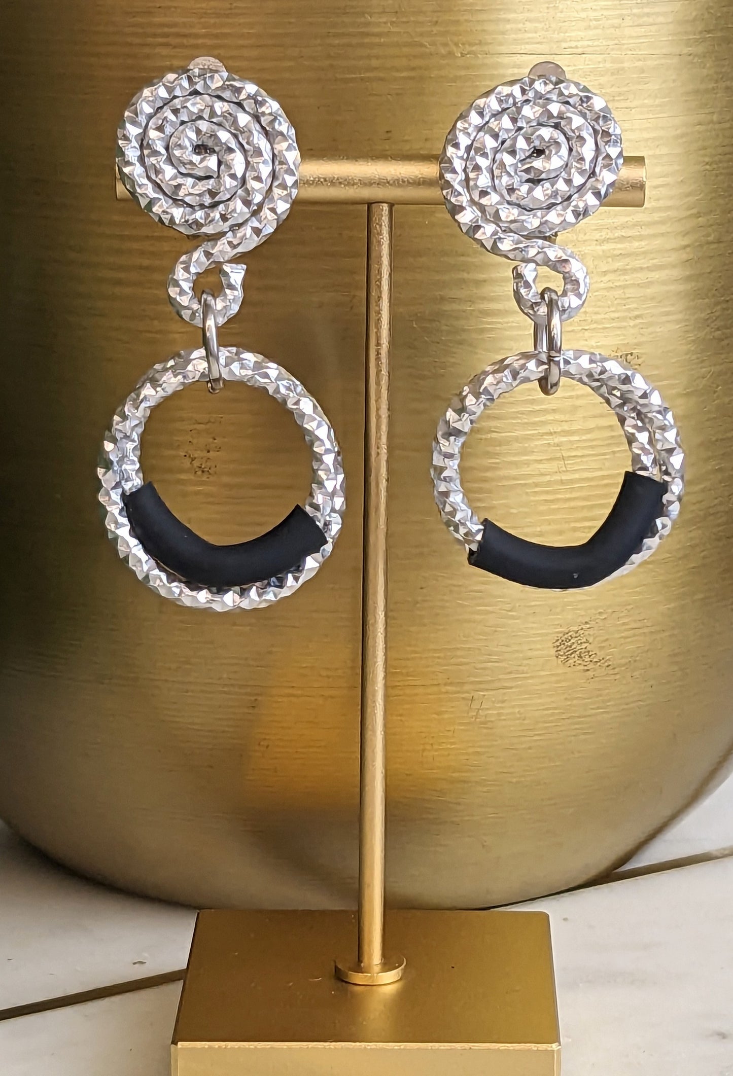 SILVER RINGS EARRING