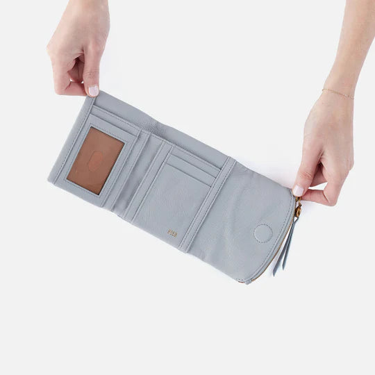 HOBO FERN MEDIUM TRIFOLD WALLET