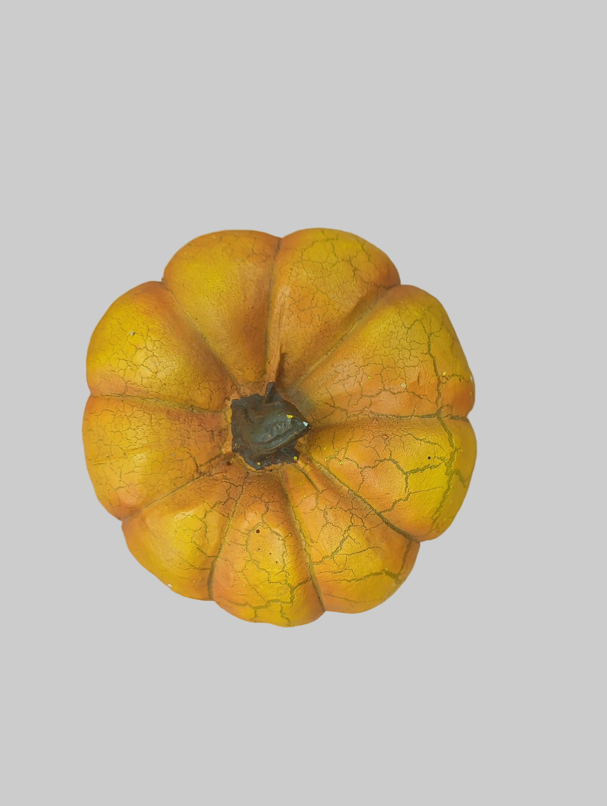 K&K Resin Crackle-Finish Pumpkin