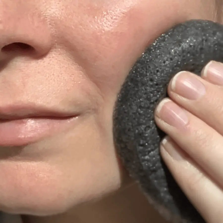 BAMBOO CHARCOAL KONJAC SPONGE