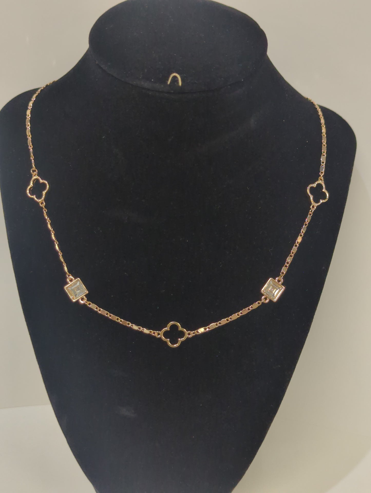 MEGHAN BROWNE BADI GOLD NECKLACE