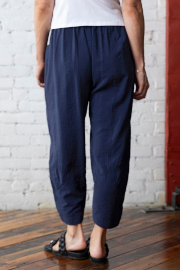 OLIVIA RAYON CRINKLE SOLID SEAMED LANTERN PANT