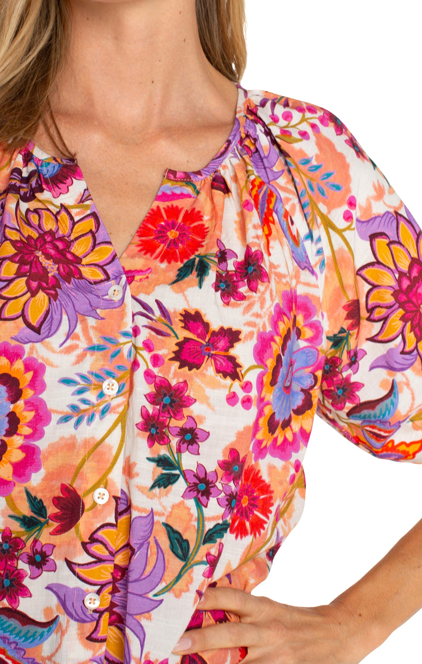 SHORT SLEEVE BUTTON FRONT SHIRRED WOVEN BLOUSE