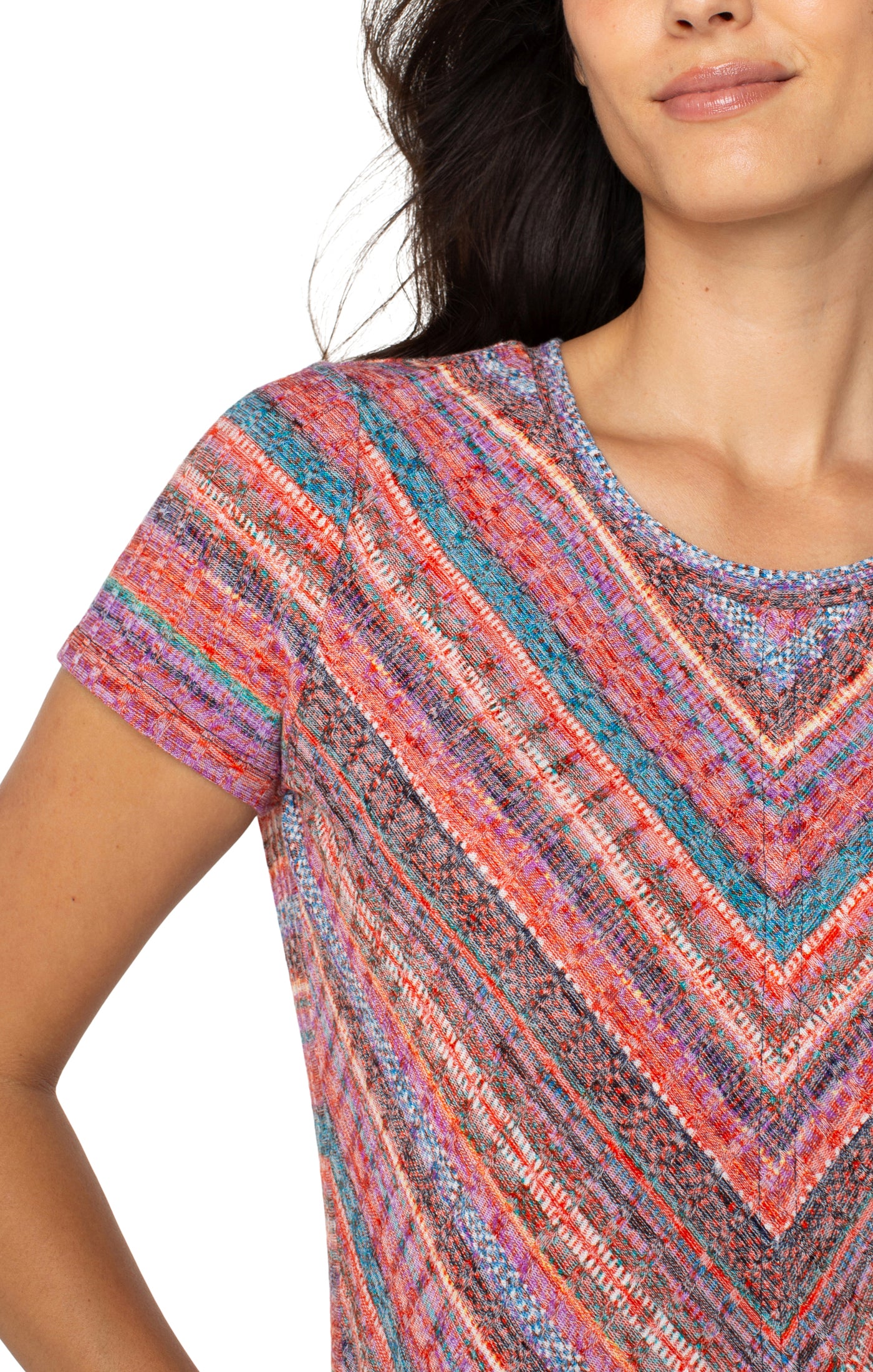 SHORT SLEEVE SCOOP NECK KNIT TOP WITH MITER FRONT