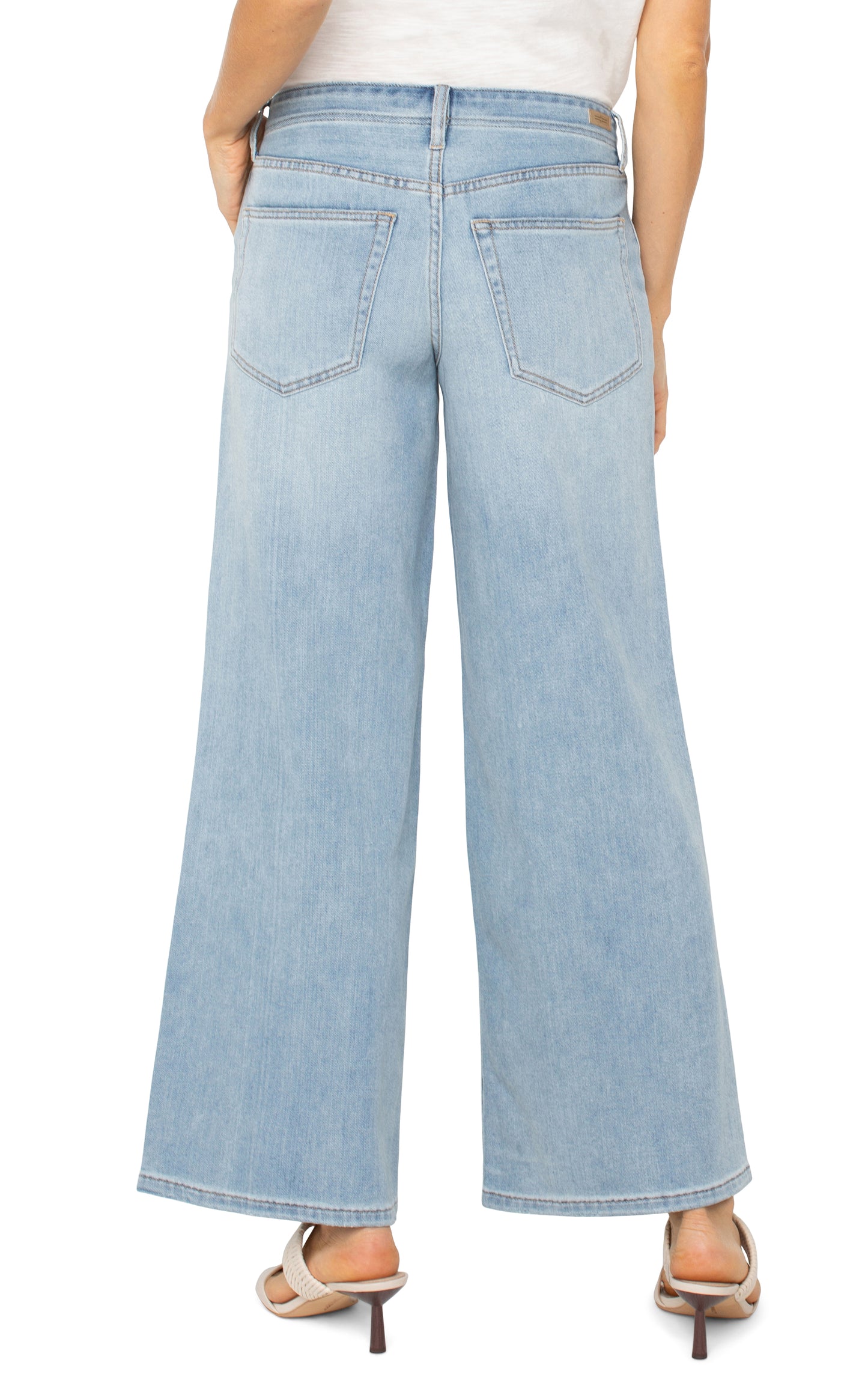 LIVERPOOL WEEKENDER RELAXED 30" INSEAM