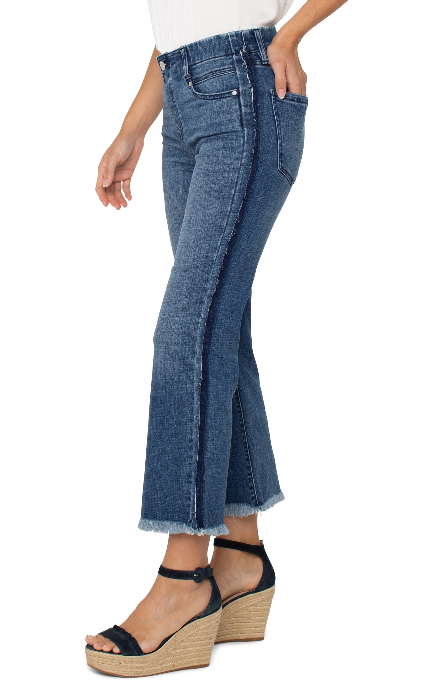 LIVERPOOL GIA GLIDER CROP FLARE WITH FRAY SHADOW