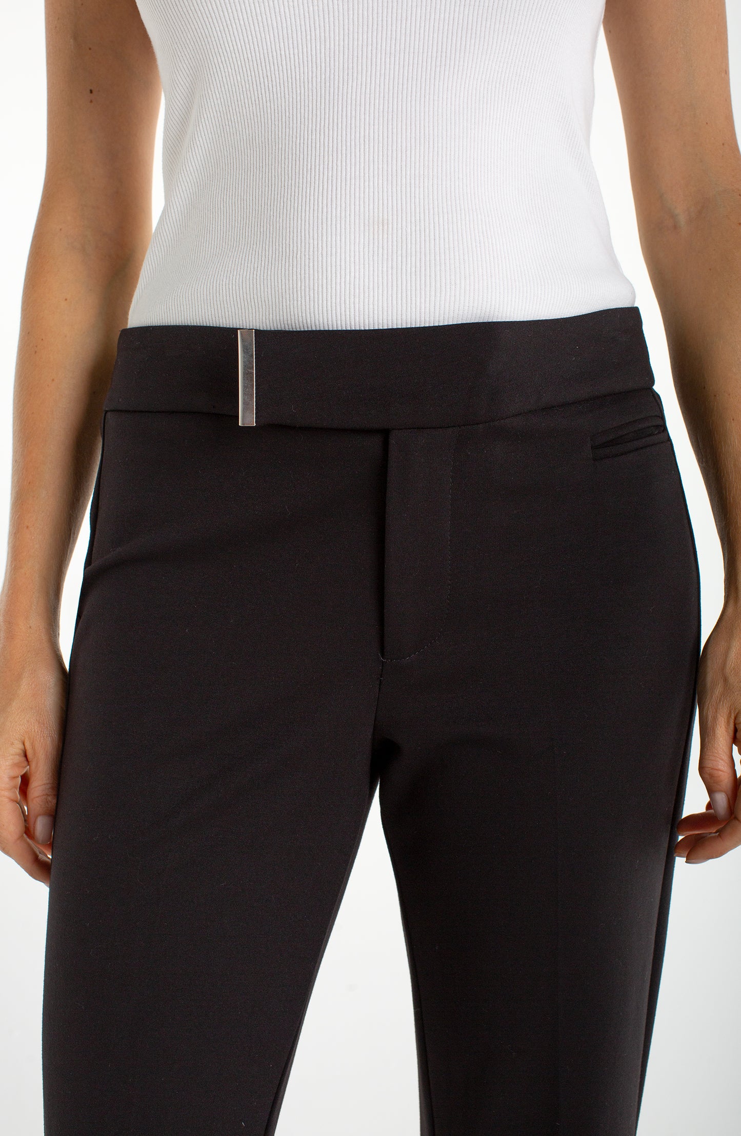 LIVERPOOL CROP FLARE WITH EXTENDED TAB