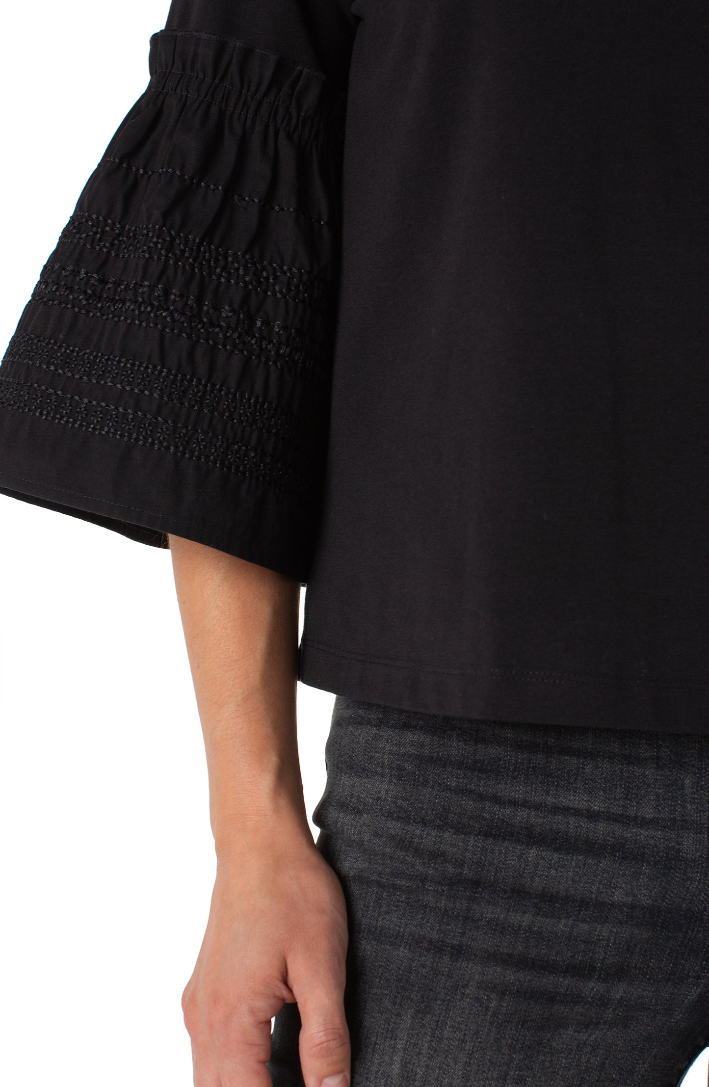 LIVERPOOL 3/4 SLEEVE EMBROIDERED KNIT TO WOVEN TOP