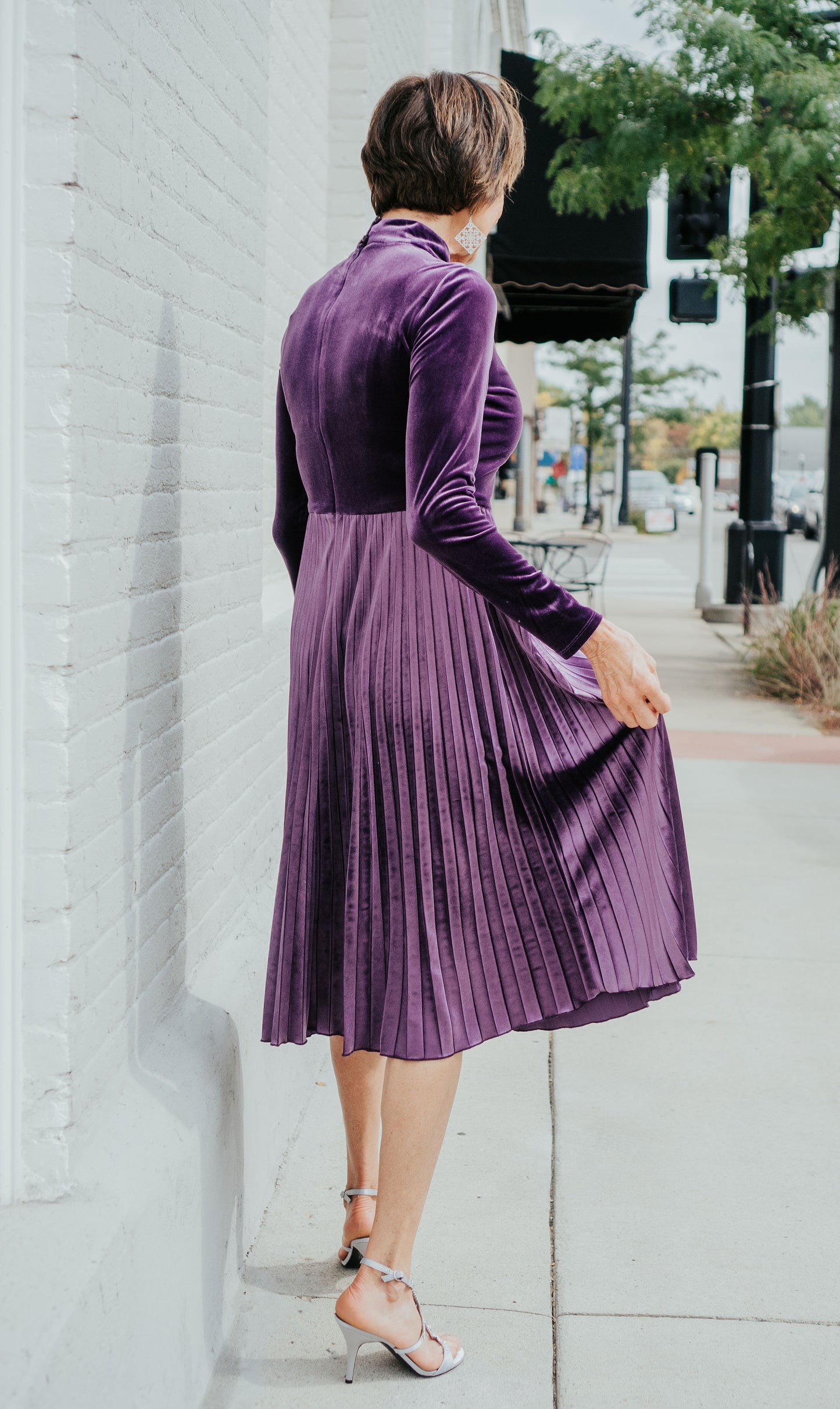 MAGGY LONDON VELVET TURTLENECK DRESS