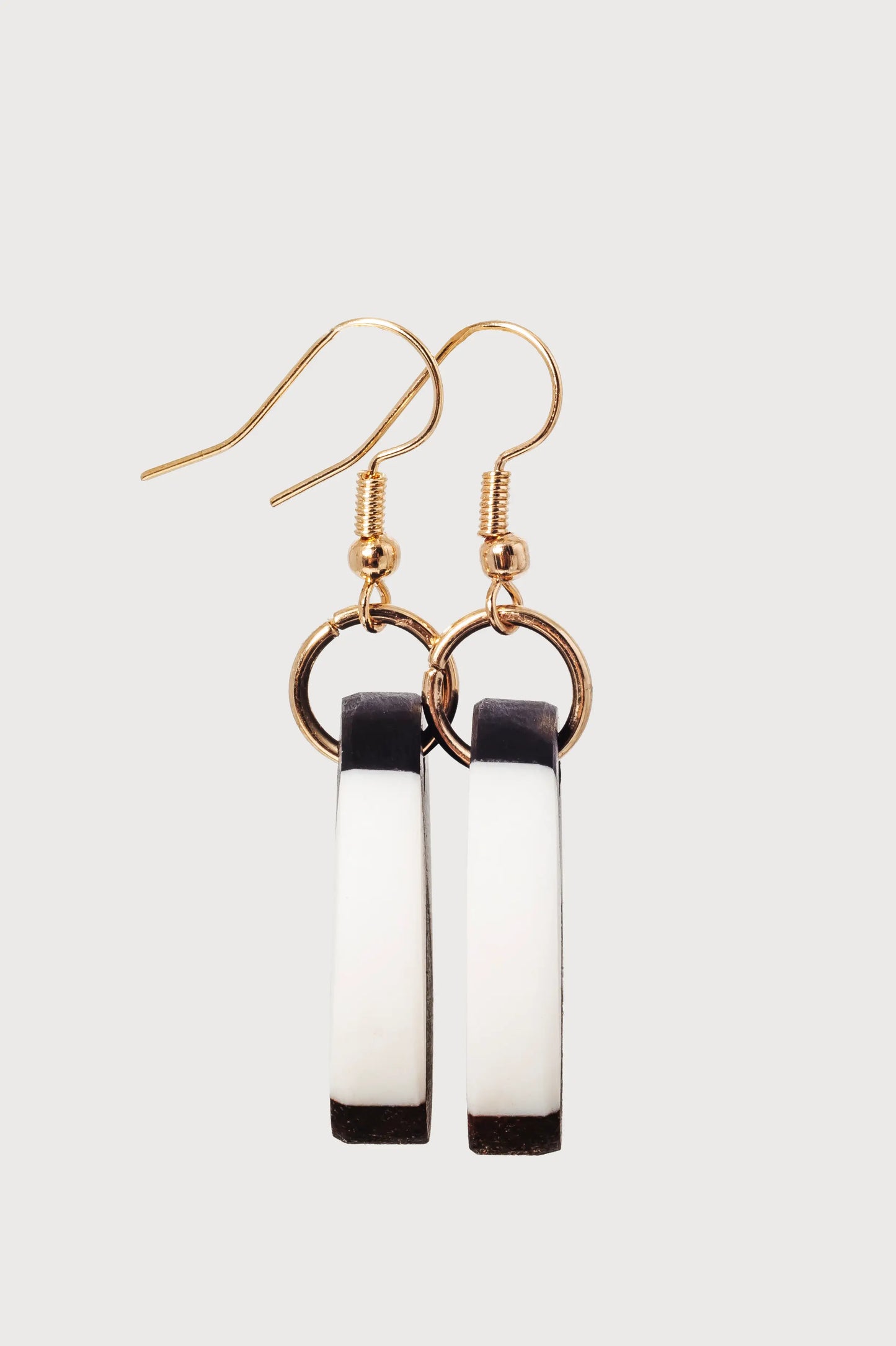 ROGUE WOODEN EARRINGS