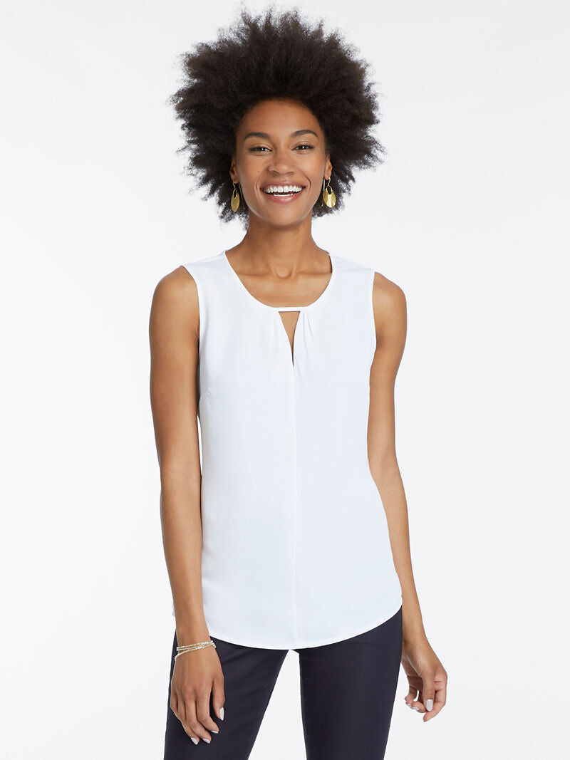 NIC+ZOE EASY KEYHOLE TOP – 6th & Broadway Clothing and Decor