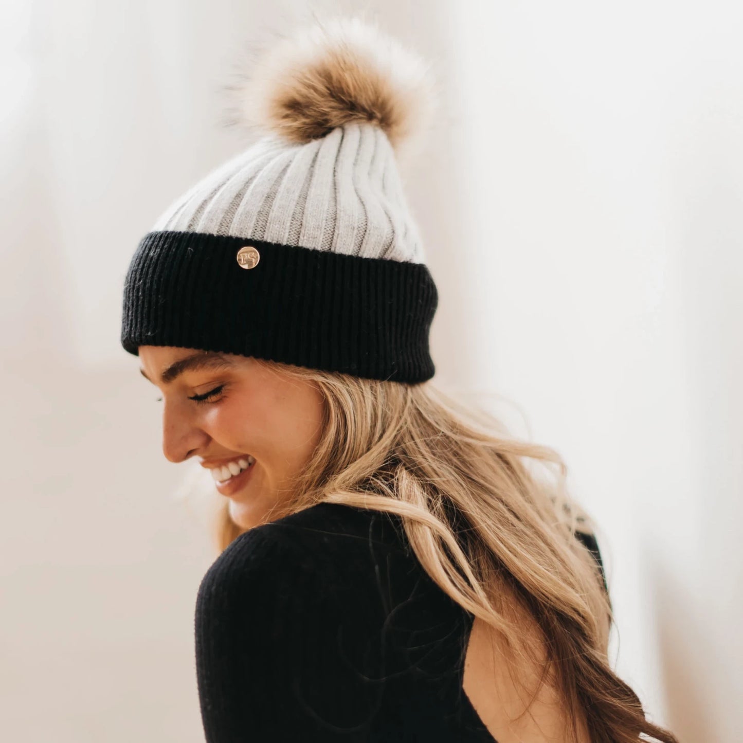2 TONE ANGORA KNIT FUR POM BEANIE