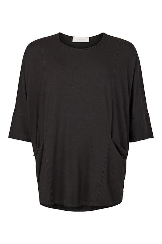 NOEN DOLMAN POCKET FRONT T-SHIRT