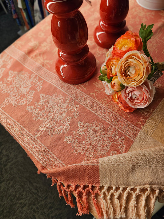 LE APRIL CORNELL TABLECLOTH - PEACH