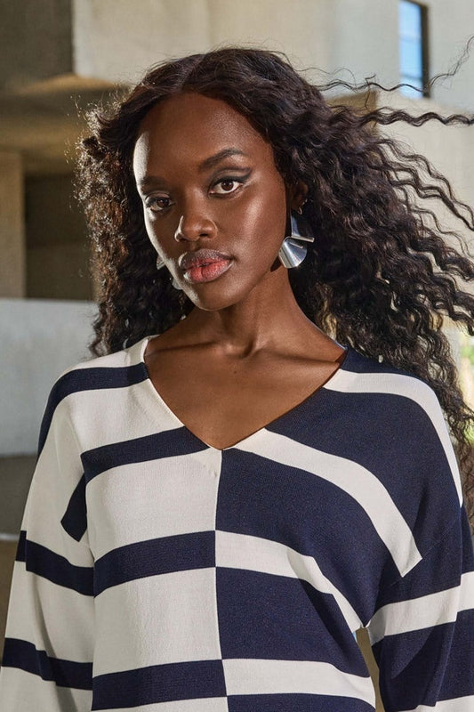 STRIPED SWEATER KNIT V-NECK PULLOVER