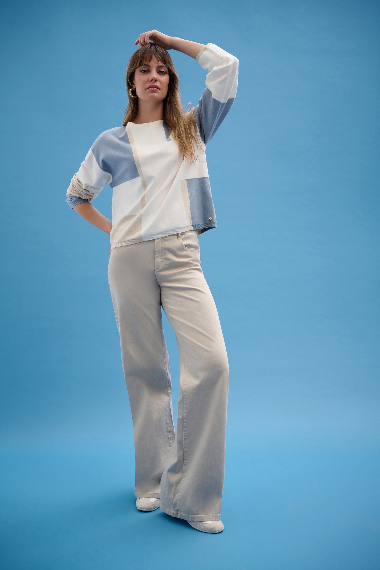 JOSEPH RIBKOFF BRUSHED VISOSE YARN COLOR BLOCK SWEATER