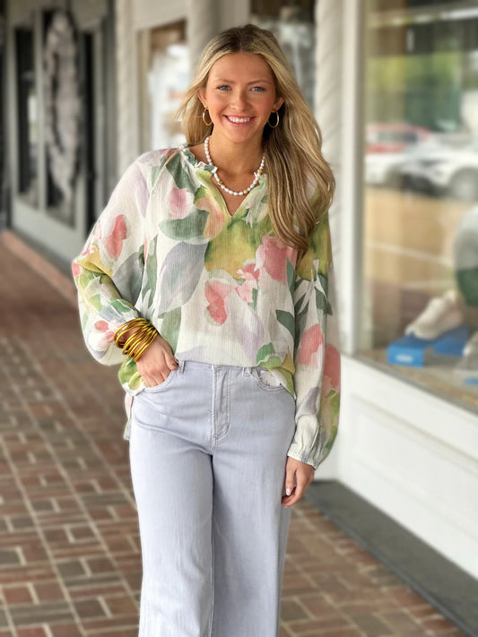 RUFFLE NECK TOP