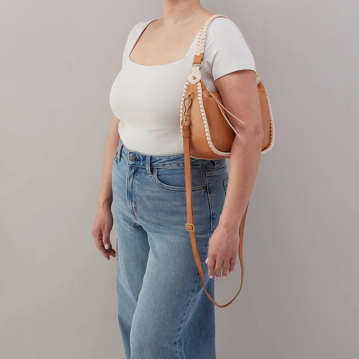 HOBO Mia Crescent