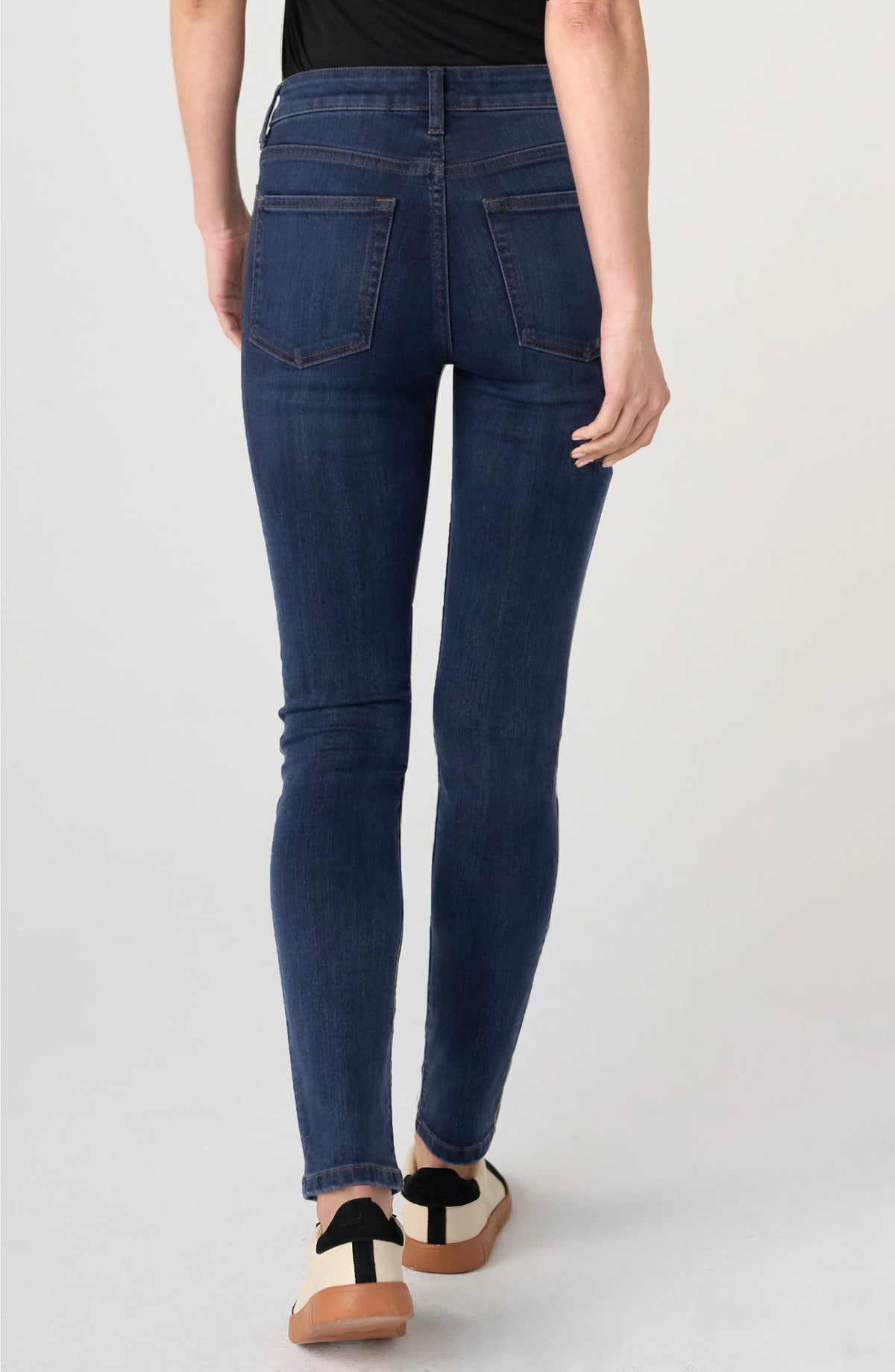 Liverpool Abby Comfort Waist Skinny 30" Inseam