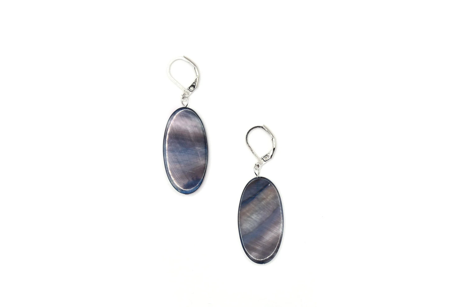 Sea Lily Oval Mother of Pearl Black Earrings