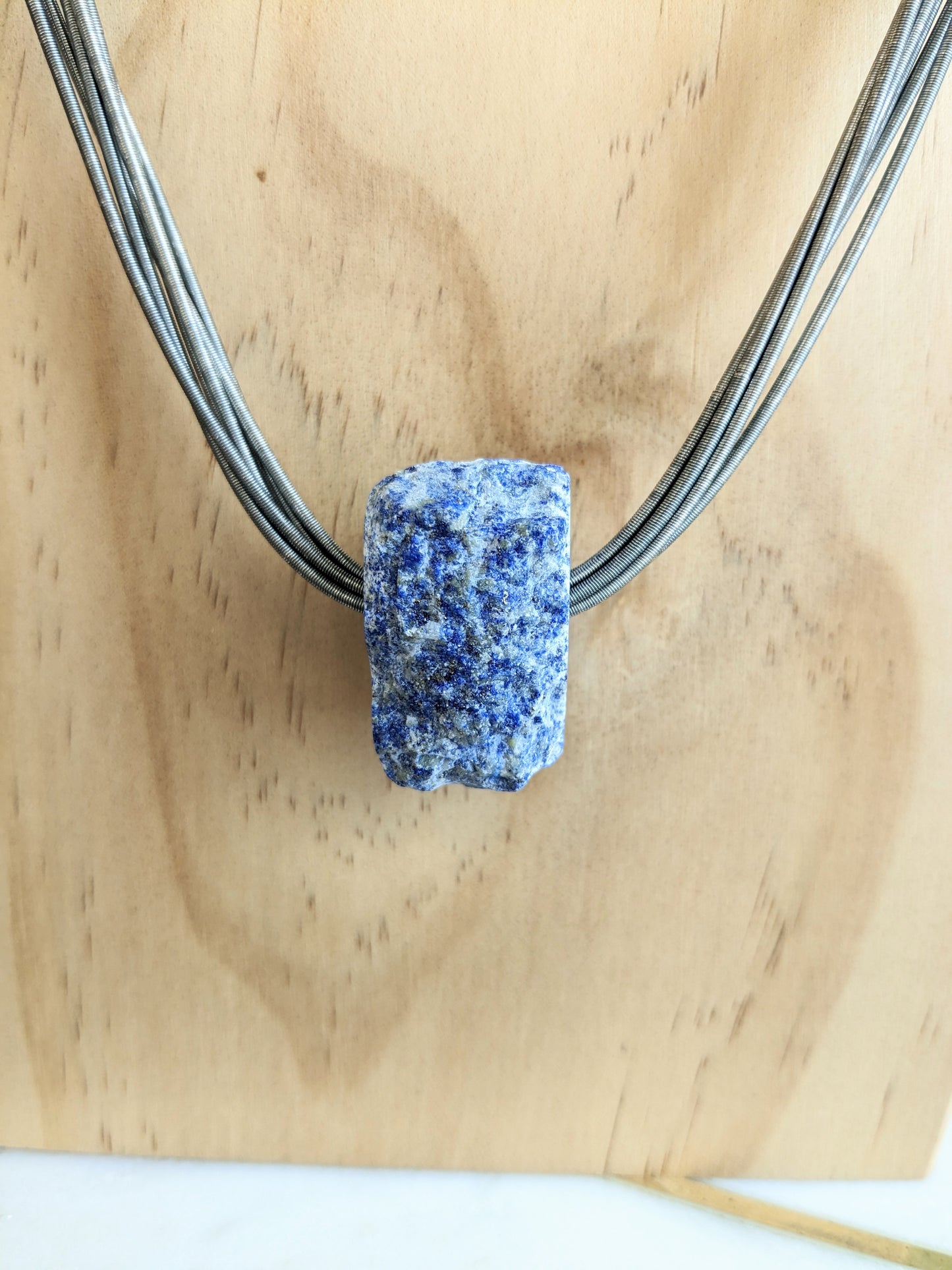 SEA LILY SLATE MULTI STRAND PIANO WIRE NECKLACE WITH LAPIS STONE