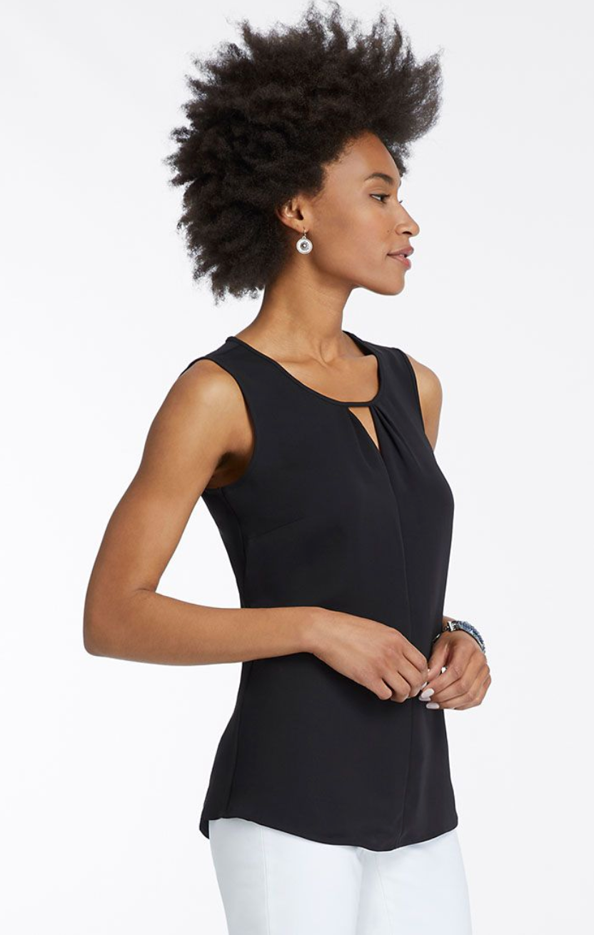 NIC+ZOE EASY KEYHOLE TOP
