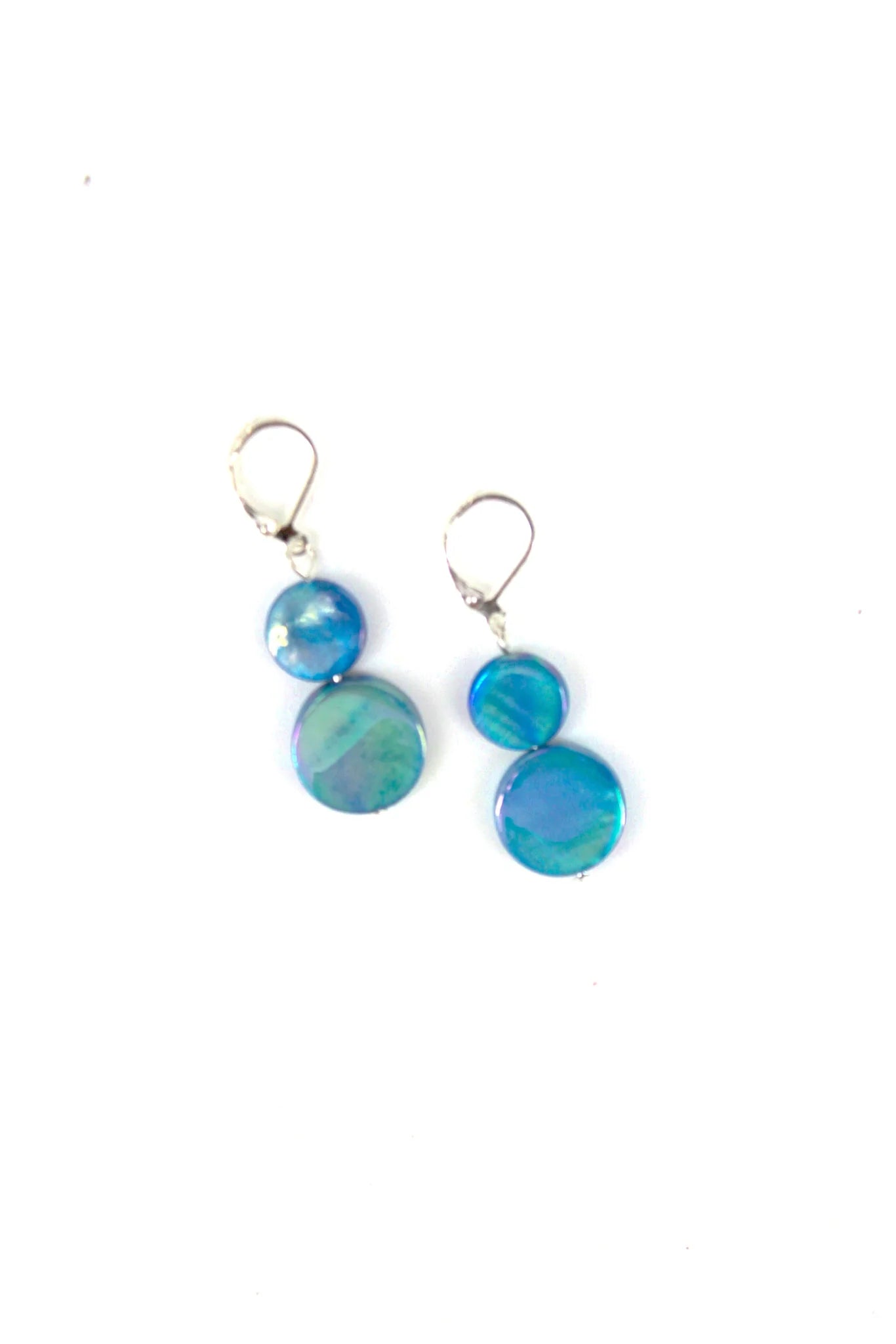 Sea Lily Mother-of-Pearl Earrings Turquoise