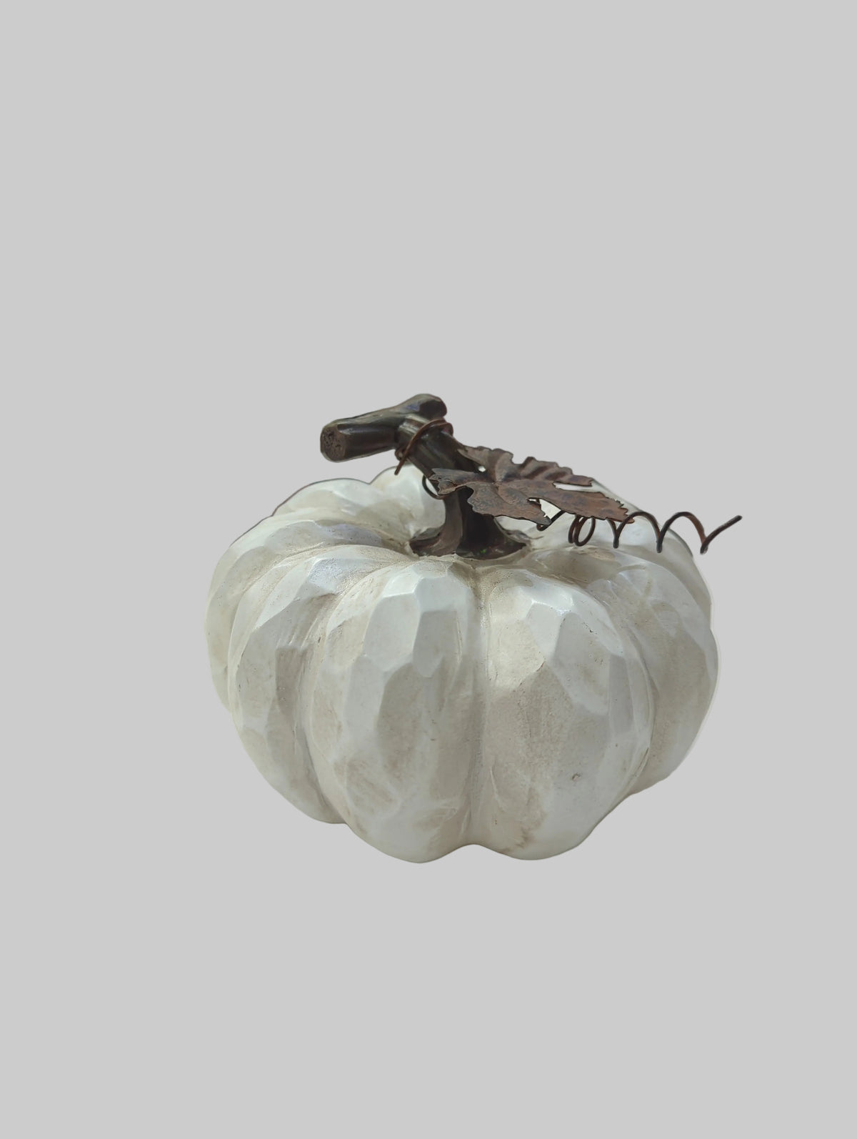 K&K Resin Chunky Pumpkin