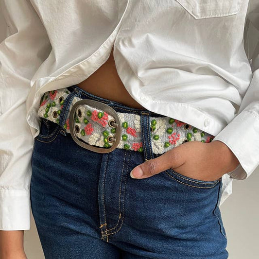 HYACINTH FLORAL EMBROIDERED WOOL BELT