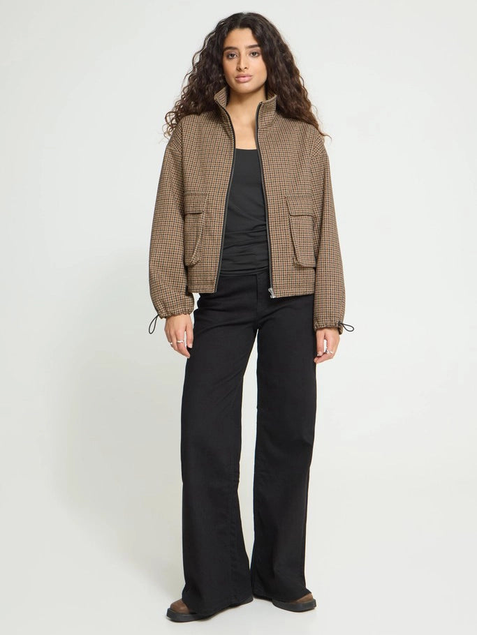 Ichi Esolu Jacket