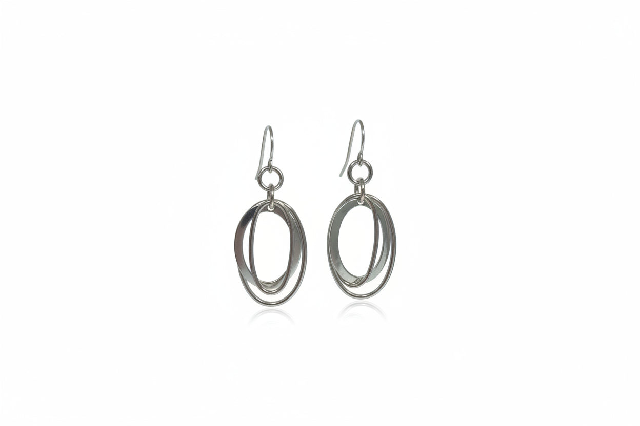 Oval Frame and Rings Wire Earrings