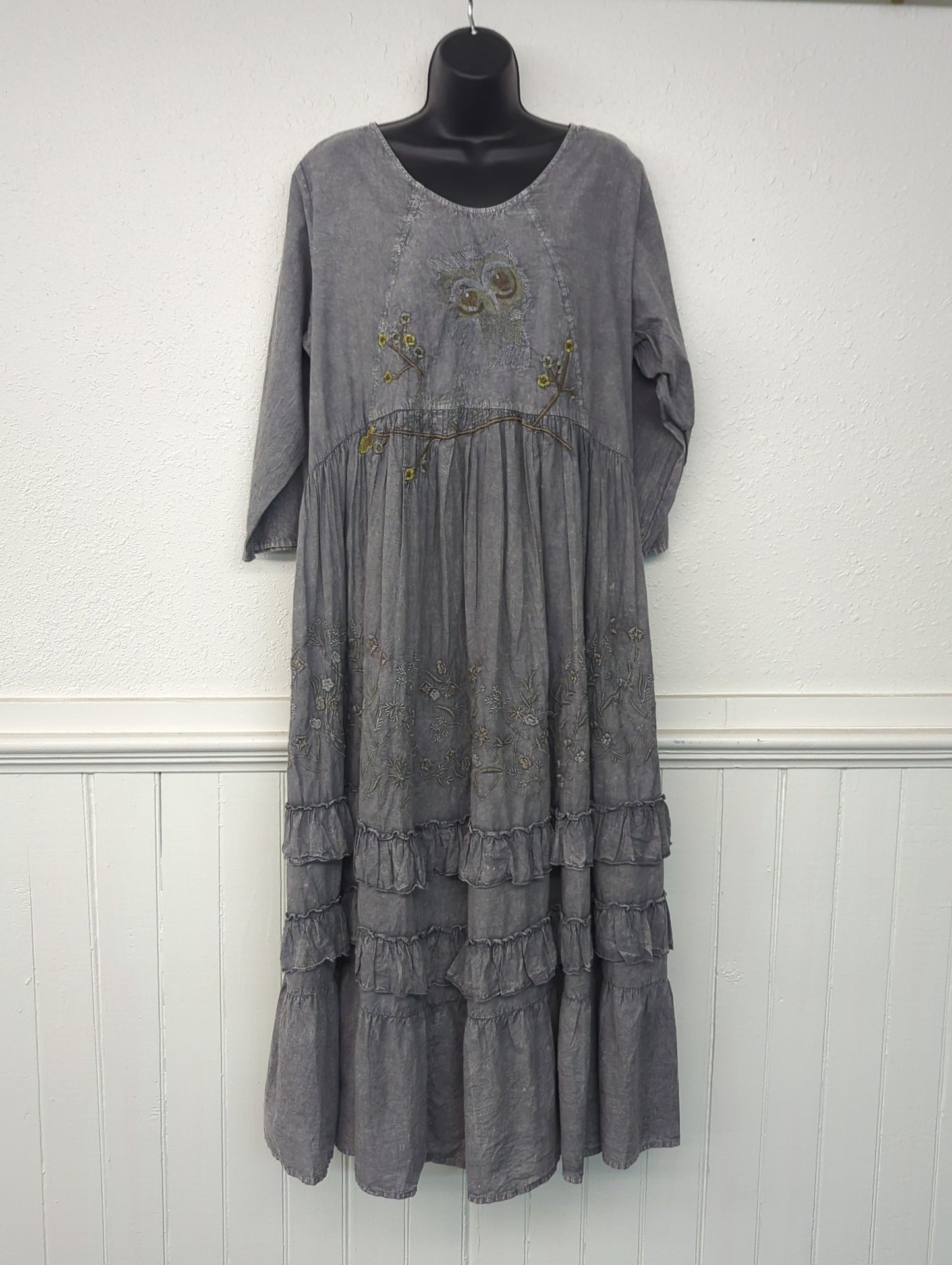Paper Lace Grey Full Length Dress with Embroidery