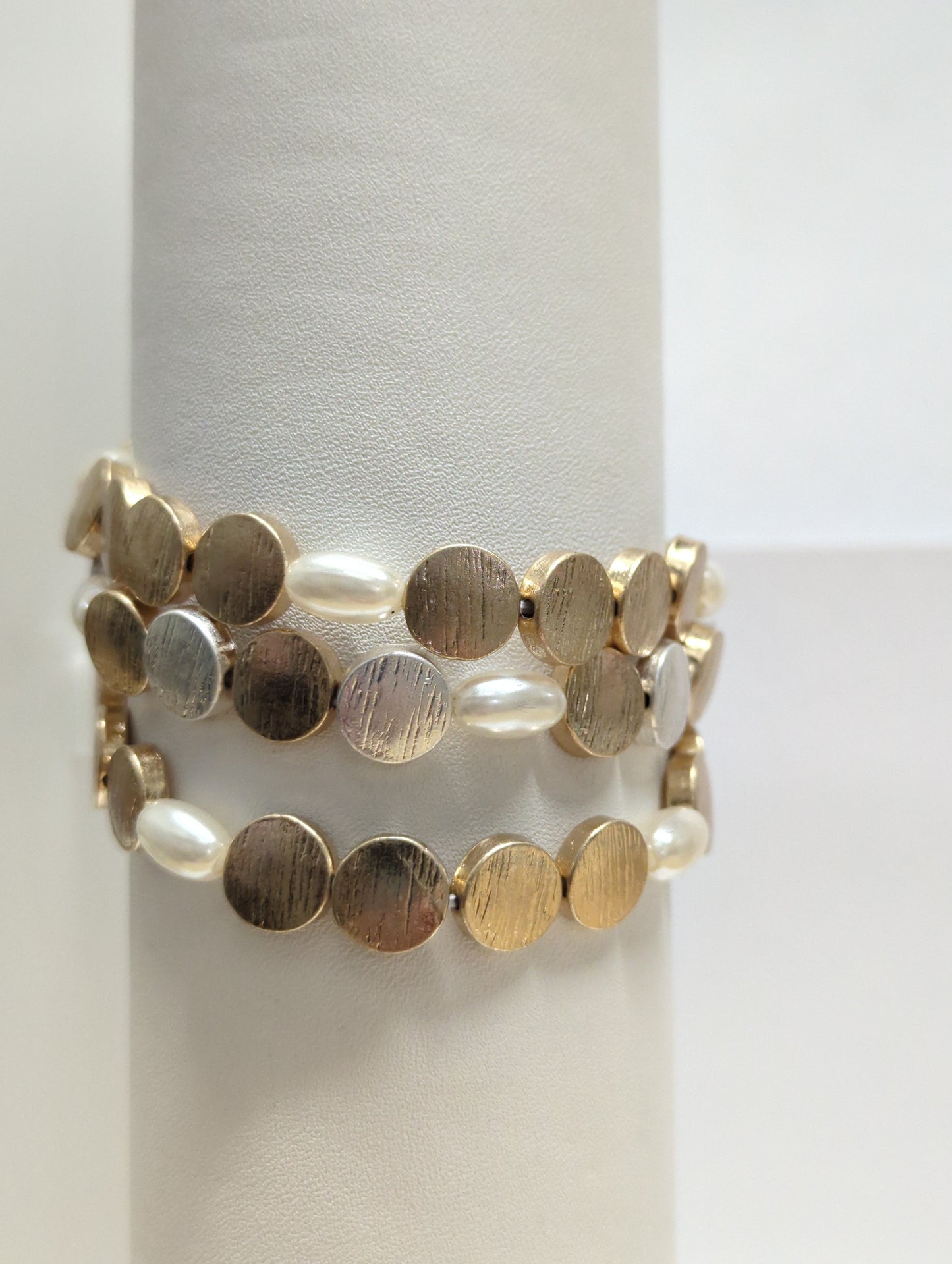 Meghan Browne Lenon Bracelet Gold and Pearl