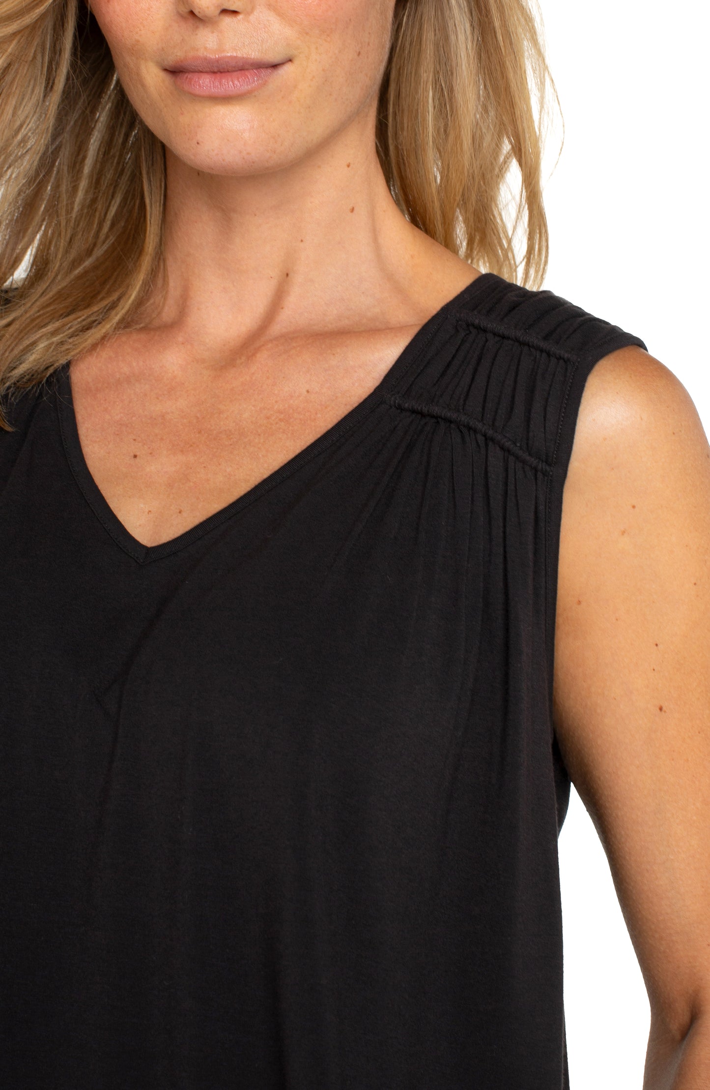 LIVERPOOL SLEEVELESS SHIRRED DETAIL KNIT TOP