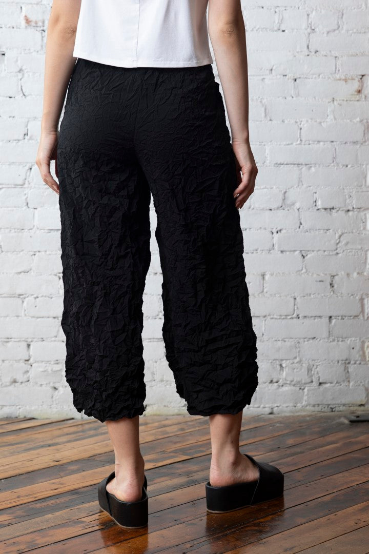 OLIVIA BY HABITAT CRIMPED CREPE SOLID EASY CROP PANT
