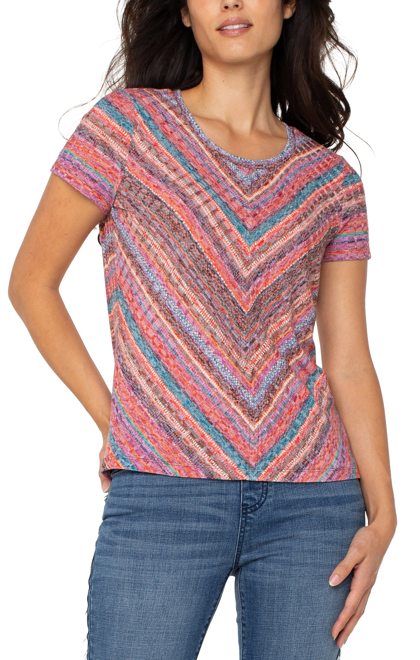 SHORT SLEEVE SCOOP NECK KNIT TOP WITH MITER FRONT