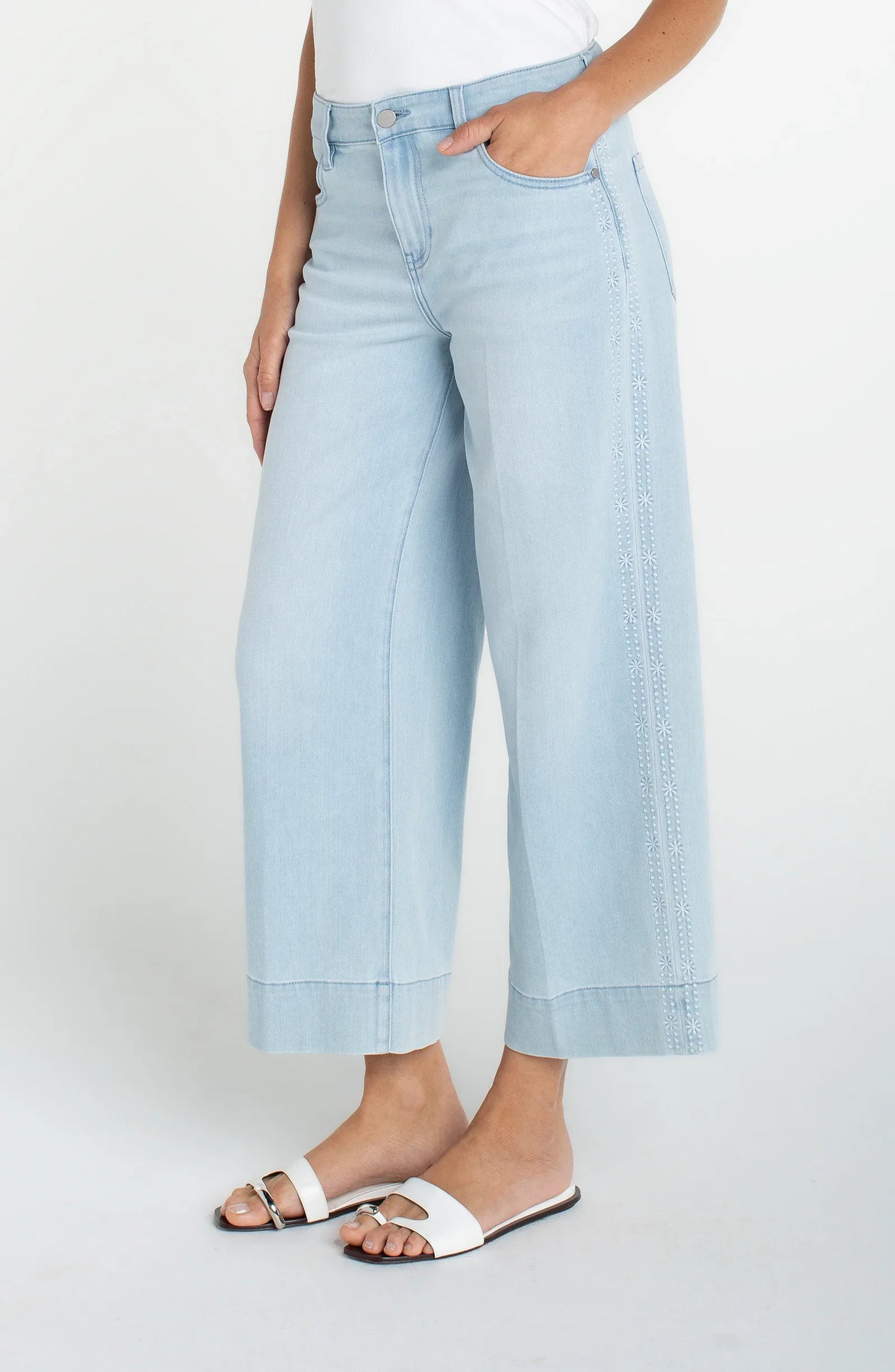 Liverpool Stride Crop Wide Leg with Embroidered Side