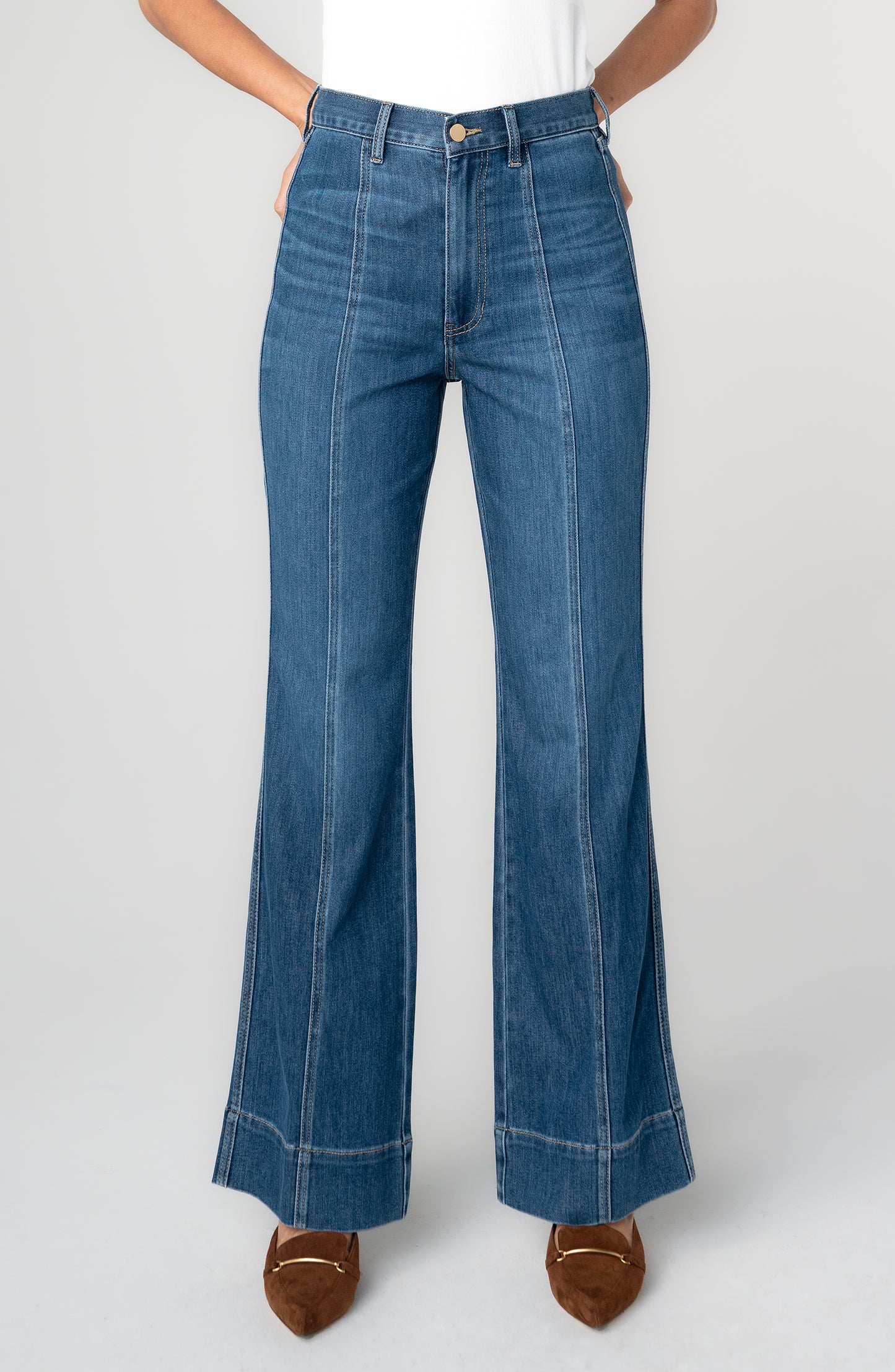 Liverpool Relaxed Highrise Seamed Bootcut 30" ins