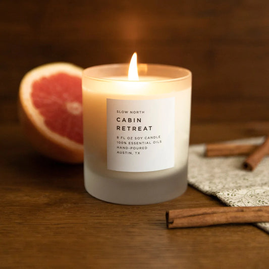 CABIN RETREAT FROSTED SOY CANDLE