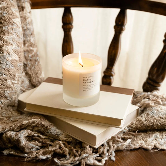CABIN RETREAT FROSTED SOY CANDLE