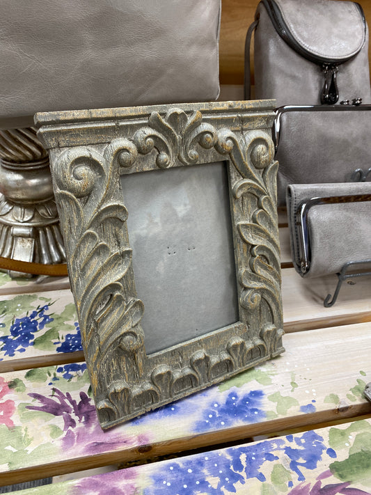 ANTIQUED PHOTO FRAME 3.5" X 5"