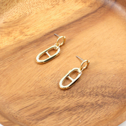 BECKA EARRINGS GOLD OR SILVER